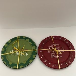 Adams & Co. Rustic Wood Holiday Plates